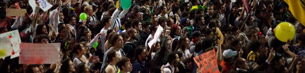 Protesto em SP fecha a Marginal; SIGA (Diogo Moreira/Frame/Folhapress)