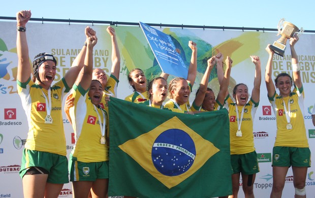 Pódio feminino Brasil seleção brasileira campeã Sul-Americano de rúgbi de 7 (Foto: João Neto/Fotojump)