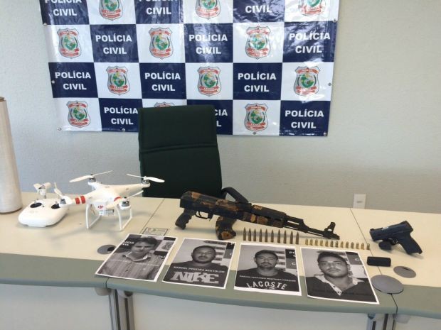 Armas e drone foram apreendidos pela Polícia Civil do Ceará (Foto: Divulgação)