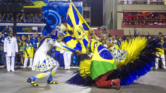 Ayrton Senna foi tema de enredo no Carnaval 2014 para a Unidos da Tijuca, campeã no Rio de Janeiro (Foto: Reprodução/Unidos da Tijuca)