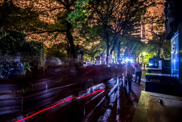 Visita guiada noturna pelo Cemitério da Consolação (Foto: Marcelo Brandt/G1)