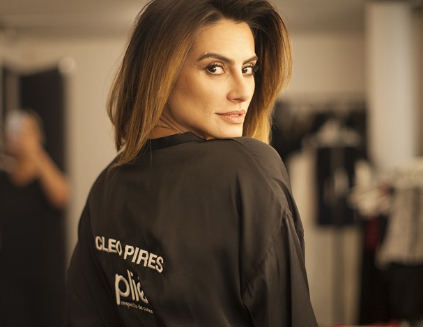 Cleo Pires posa pra campanha da Plié em clima sexy e retrô (Foto: Hanna Vadasz)