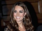 Jornal avalia sucessão do trono inglês se Kate Middleton tiver gêmeos