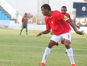 Nilson Paraíba, zagueiro do Imperatriz (Foto: Biaman Prado/O Estado)