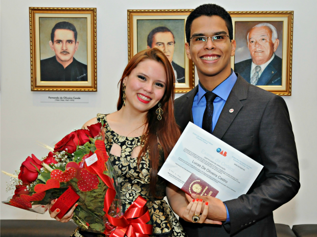 Advogado Lucas Castro pediu Karoline Andrade em casamento durante solenidade da OAB-AC (Foto: Naldo Freitas/Arquivo pessoal)