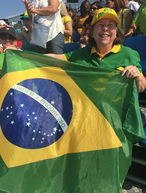 Dona Sandra Rodrigues se disse orgulhosa de Isaquias (Foto: Gabriel Fricke)