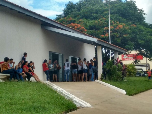 Eletricista é velado em Engenheiro Schmidt (Foto: Graciela Andrade/ TV TEM) Eletricista é velado em Engenheiro Schmidt (Foto: Graciela Andrade/ TV TEM)