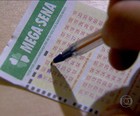 Apostas de SP 
e RJ dividem
R$ 33 milhões 
da Mega-Sena (Rede Globo)