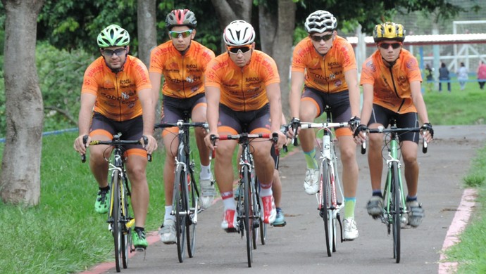 Equipe de ciclismo de Presidente Prudente (Foto: Valmir Custódio / GloboEsporte.com)