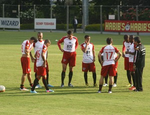 São Paulo treino (Foto: Cleber Akamine)