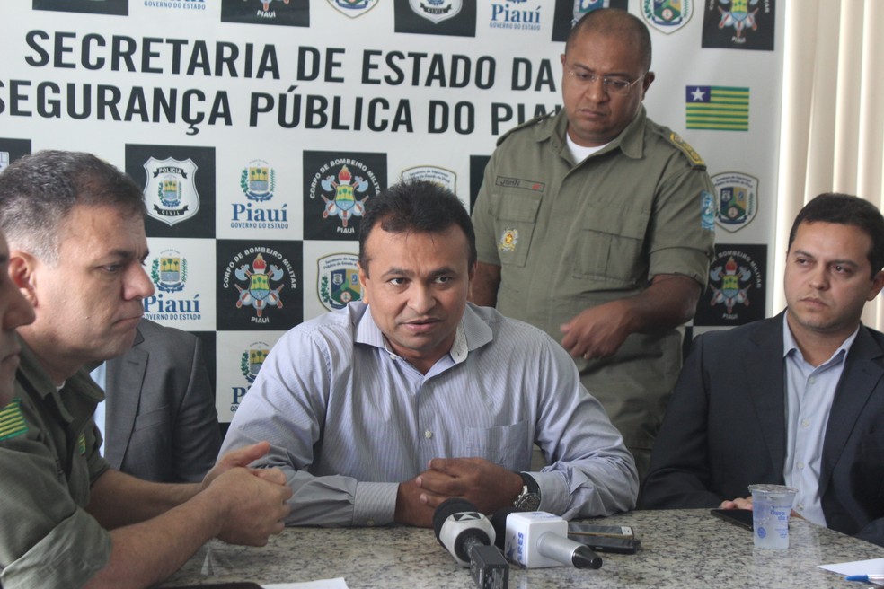 Secretário Fábio Abreu garantiu a lisura do concurso (Foto: Catarina Costa/G1 PI)