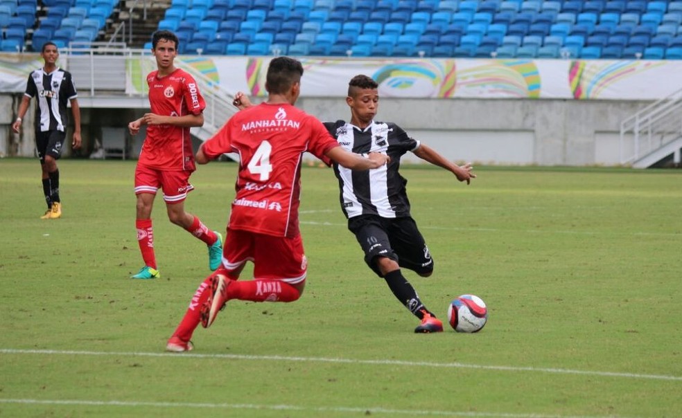 ABC e América-RN fizeram final equilibrada, mas Alvinegro levou vantagem por melhor campanha (Foto: Andrei Torres/ABC)