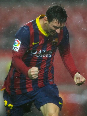 Messi comemora, Sevilla x Barcelona (Foto: Reuters)