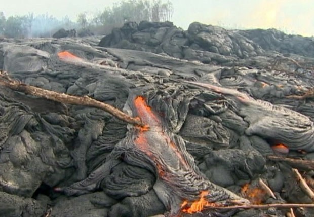  Cerca de 800 moradores estão deixando a área  (Foto: BBC)