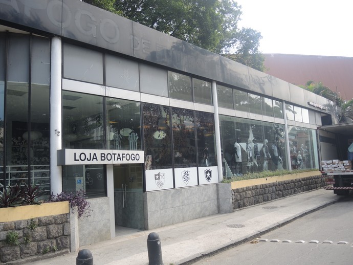 Loja Oficial Botafogo (Foto: Marcelo Baltar / GloboEsporte.com)