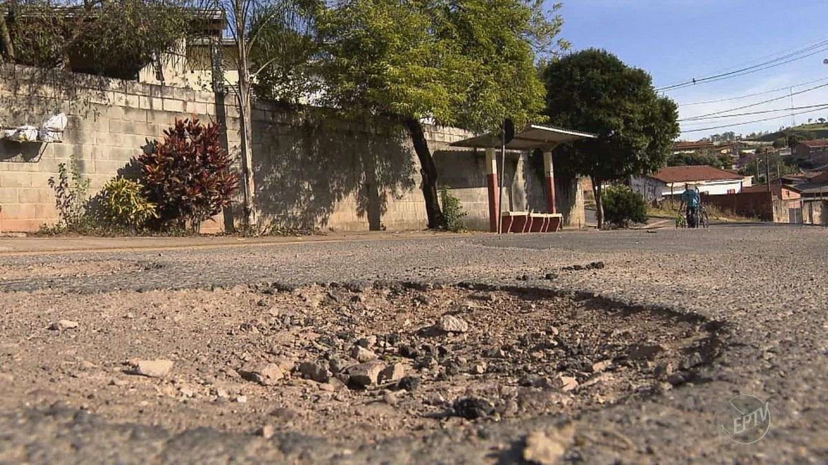 Buracos nas ruas de Valinhos se multiplicam e reparo insuficiente ... - Globo.com