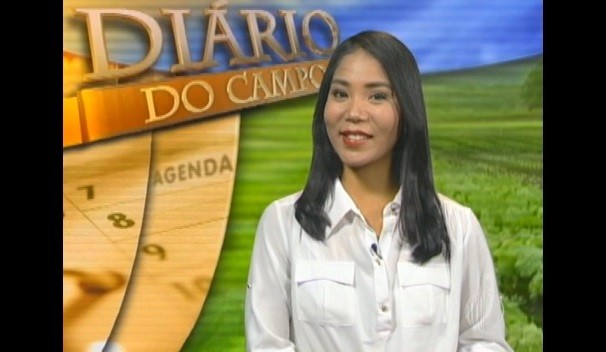 Apresentadora Kriss Oliveira  (Foto: Reprodução / TV Diário)