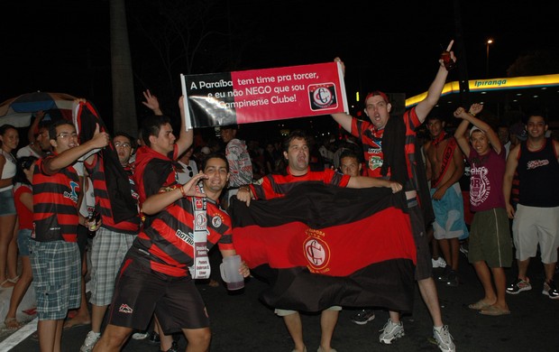 torcida campinense, campinense, copa do nordeste, festa (Foto: Lucas Barros / Globoesporte.com/pb)