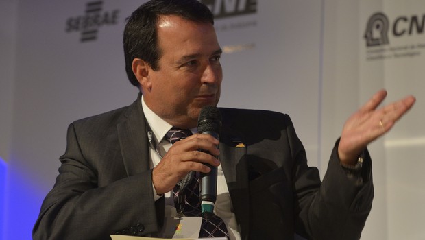 Carlos Alberto dos Santos fala durante o painel em São Paulo (Foto: Sebrae)
