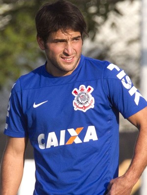 Com contrato protocolado, Lodeiro aguarda liberação judicial no Timão