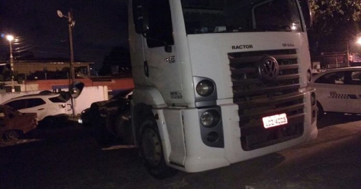 Polícia apreende em Arcoverde, PE, caminhão roubado em Messias ... - Globo.com