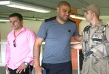 Adriano viaja com elenco do Furacão para jogo decisivo contra o Vasco Adriano viaja com elenco do Furacão para jogo decisivo contra o Vasco