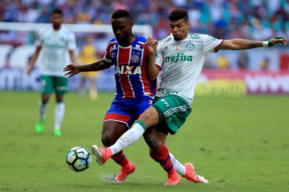  Em jogo com seis gols, Palmeiras bate o Bahia e chega à primeira vitória como visitante