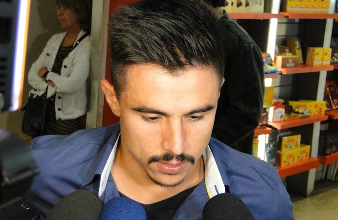 Willian Cruzeiro desembarque Buenos Aires (Foto: Marco Astoni) Willian Cruzeiro desembarque Buenos Aires (Foto: Marco Astoni)