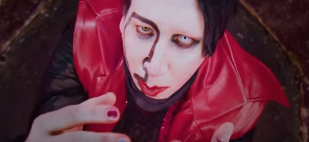 Marilyn Manson em seu novo clipe (Foto: Reprodução YouTube)