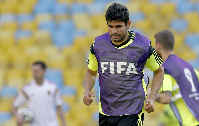 Diego Costa no treino da Espanha (Foto: EFE)