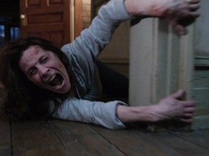A atriz Lili Taylor no filme 'Invocação do mal' (Foto: Divulgação) A atriz Lili Taylor no filme 'Invocação do mal' (Foto: Divulgação)