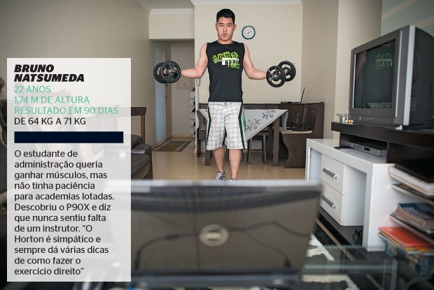 Bruno  Natsumeda 22 anos 1,74 M de altura Resultado em 90 dias De 64 kg a 71 kg  (Foto: Filipe Redondo/ÉPOCA)