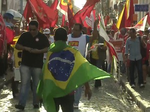 Manifestantes em São Luís (Foto: Reprodução/TV Mirante)