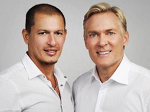 Rubem Robierb e Sam Champion esperam poder ajudar casais gays ao redor do mundo (Foto: Divulgação)