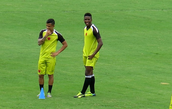 Thalles treino vasco (Foto: Raphael Zarko)