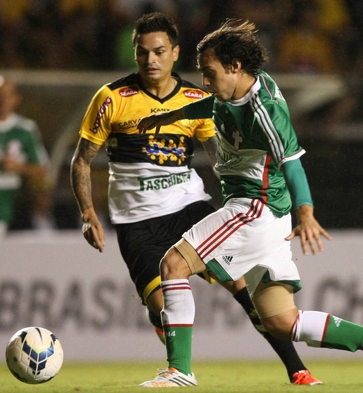 Prass brilha e Palmeiras vira contra  o Criciúma nos últimos minutos