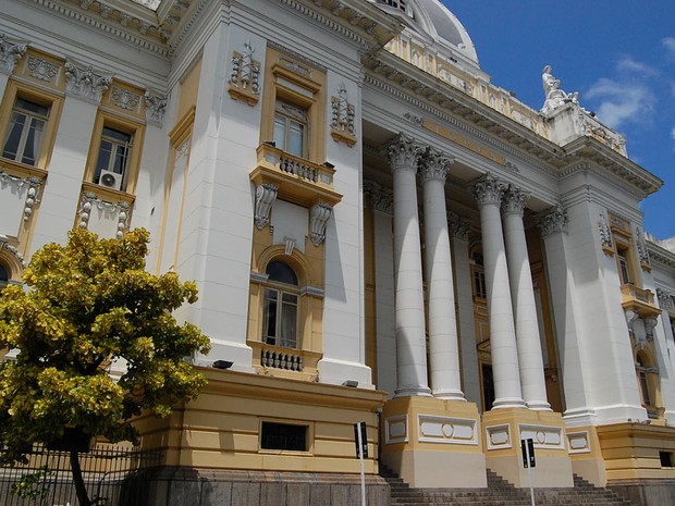 Palácio da Justiça, localizado na Praça da Repúblcia, região central do Recife (Foto: Arquivo/G1)