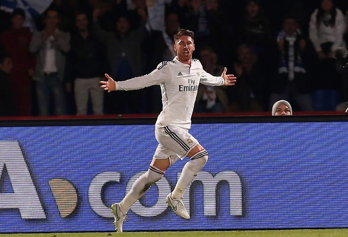 Sergio Ramos, gol, Real Madrid x São Lorenzo  (Foto: Reuters)
