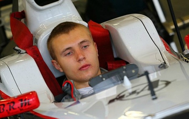 Caso vire titular, russo Sergey Sirotkin será o piloto mais jovem a disputar um GP de Fórmula 1 (Foto: Divulgação)