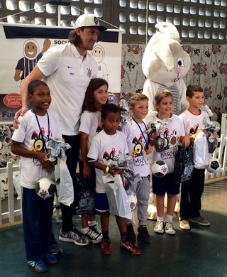 Reconstrução do Timão surpreende goleiro Cássio: 