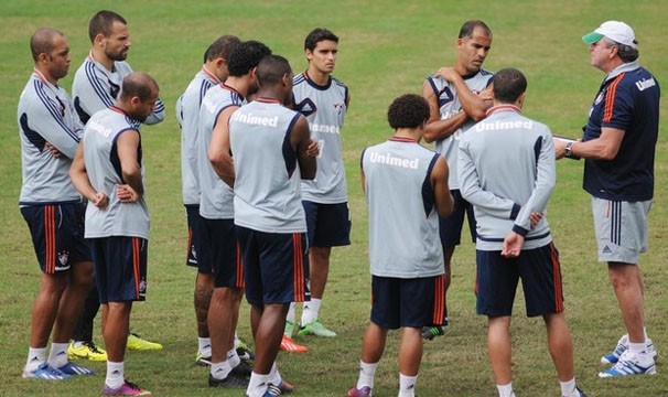 Abel faz treino coletivo para partida de quarta (Foto: Rossana Fraga/Photocamera/Reprodução: Globoesporte.com)