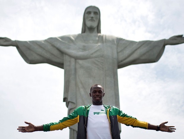 Bolt no Cristo Redentor Rio de Janeiro (Foto: AP)
