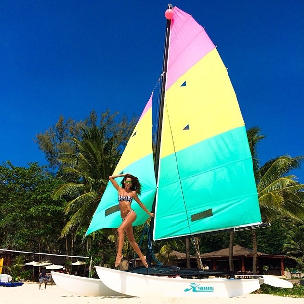 Izabel Goulart na Tailândia (Foto: Instagram/ Reprodução) Izabel Goulart na Tailândia (Foto: Instagram/ Reprodução)