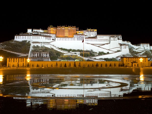 Palácio de Potala, na China, considerado Patrimônio da Unesco (Foto: Nancy Brown/Getty Images)