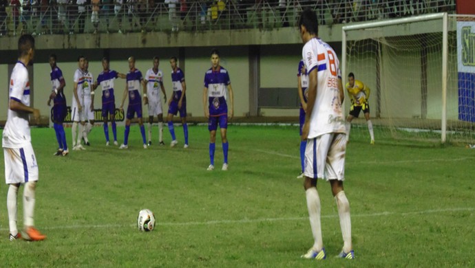 Araguaína vence o Tocantins no primeiro jogo da final da Segundona (Foto: Lucas Ferreira/TV Anhanguera)