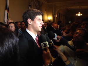 João Campos tomou posse como novo chefe de Gabinete do estado (Foto: Malu Veiga / G1)