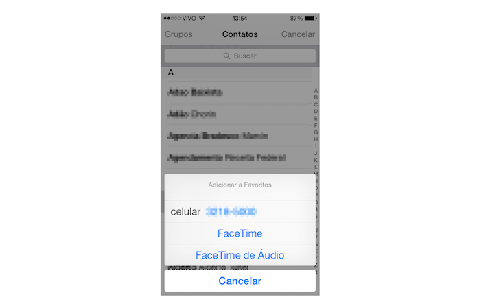 Definindo a forma de contato que será incluída nesse contato favorito do iPhone (Foto: Reprodução/Marvin Costa)