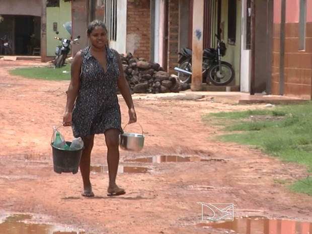 População de Timbiras está sem abastecimento de água desde o último dia 23 de janeiro (Foto: Reprodução/TV Mirante)