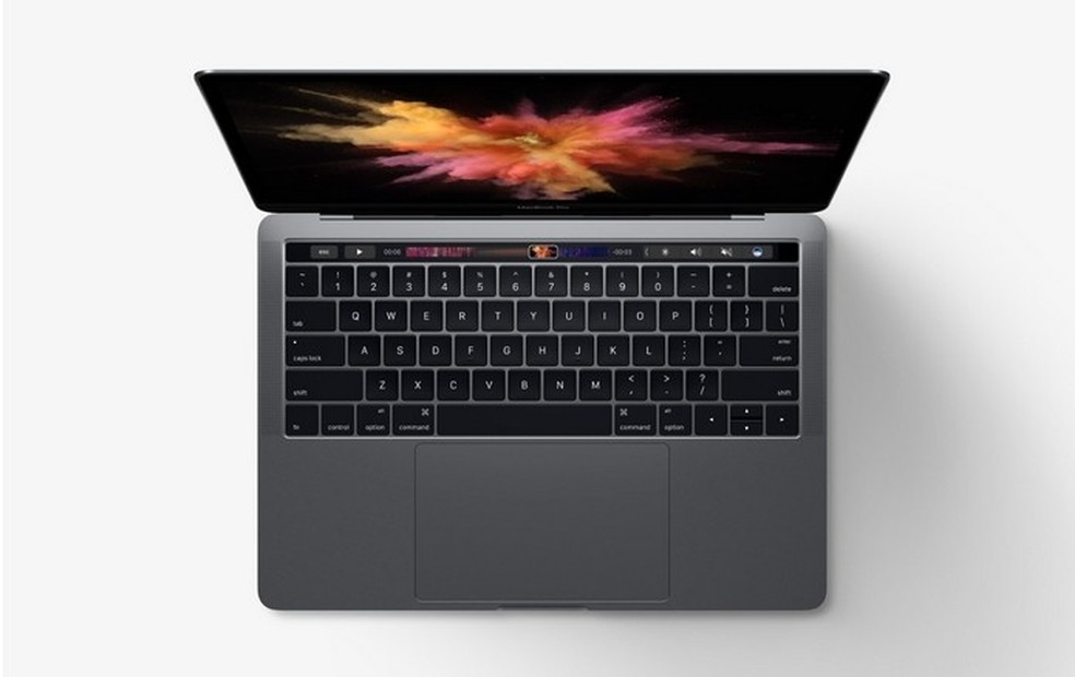 Nem mesmo a touchbar dos novos MacBook Pro foi razão suficiente para que a Apple mantivesse a liderança (Foto: Divulgação/Apple)