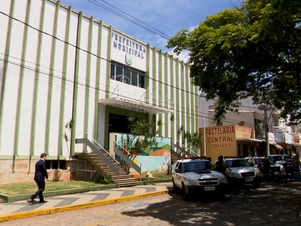 Servidores públicos estão entre presos de operação em Boa Esperança (Foto: Reprodução EPTV) Servidores públicos estão entre presos de operação em Boa Esperança (Foto: Reprodução EPTV)